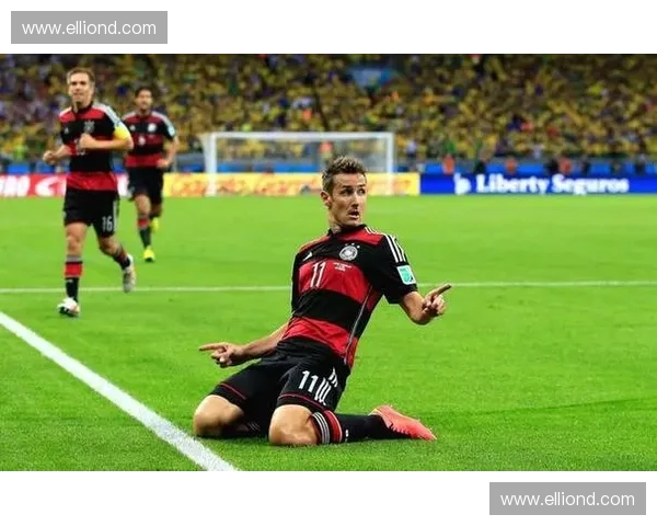 克洛泽世界杯进球数超越罗纳尔多 成为历史最佳射手